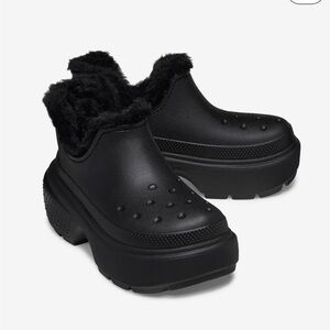 CROCS Black Ankle Boots with Faux Fur Lining